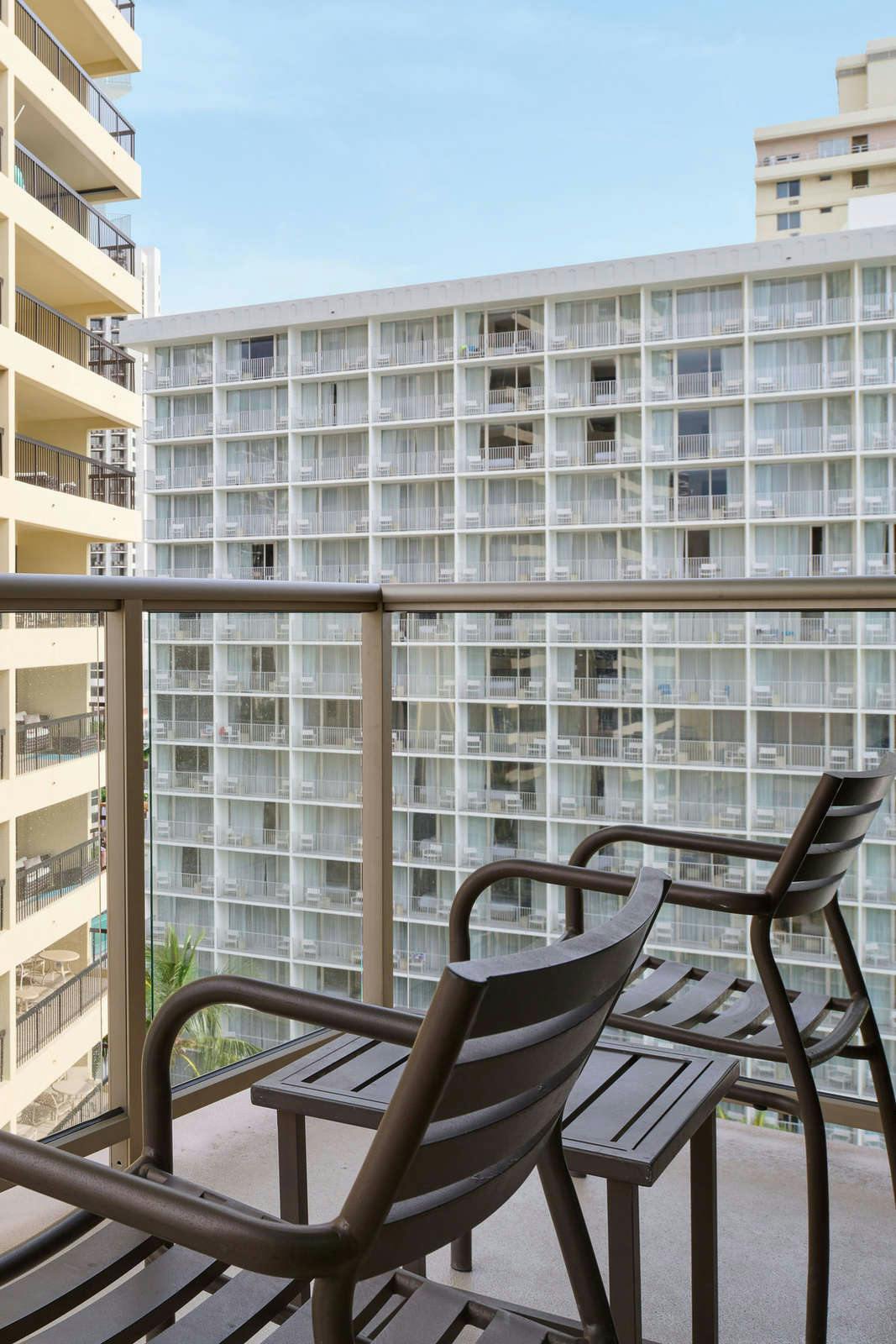 Hotel Waikiki Circle Hotel by Castle photo 2