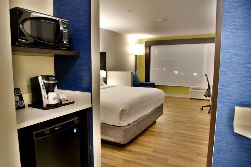 Hotel Holiday Inn Express & Suites Gatineau Ottawa photo 2
