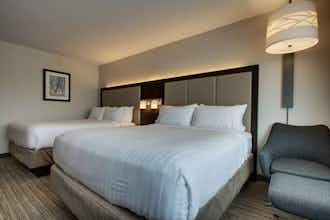 Hotel Holiday Inn Express & Suites Mount Vernon photo 3