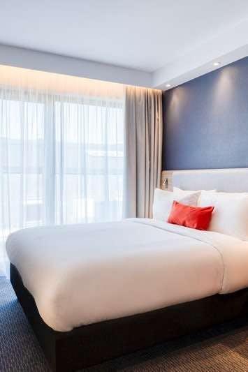 Hotel Holiday Inn Express Antwerp City Centre photo 2