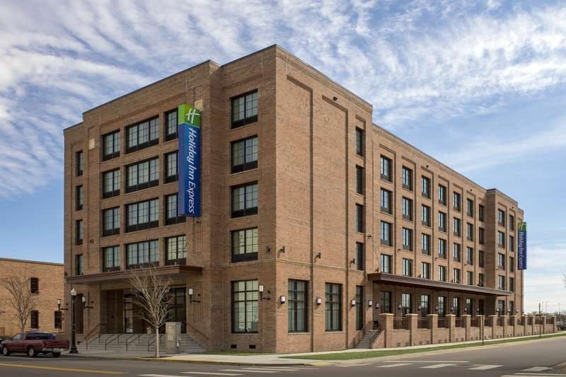 Hotel Holiday Inn Express Pensacola Downtown photo 1