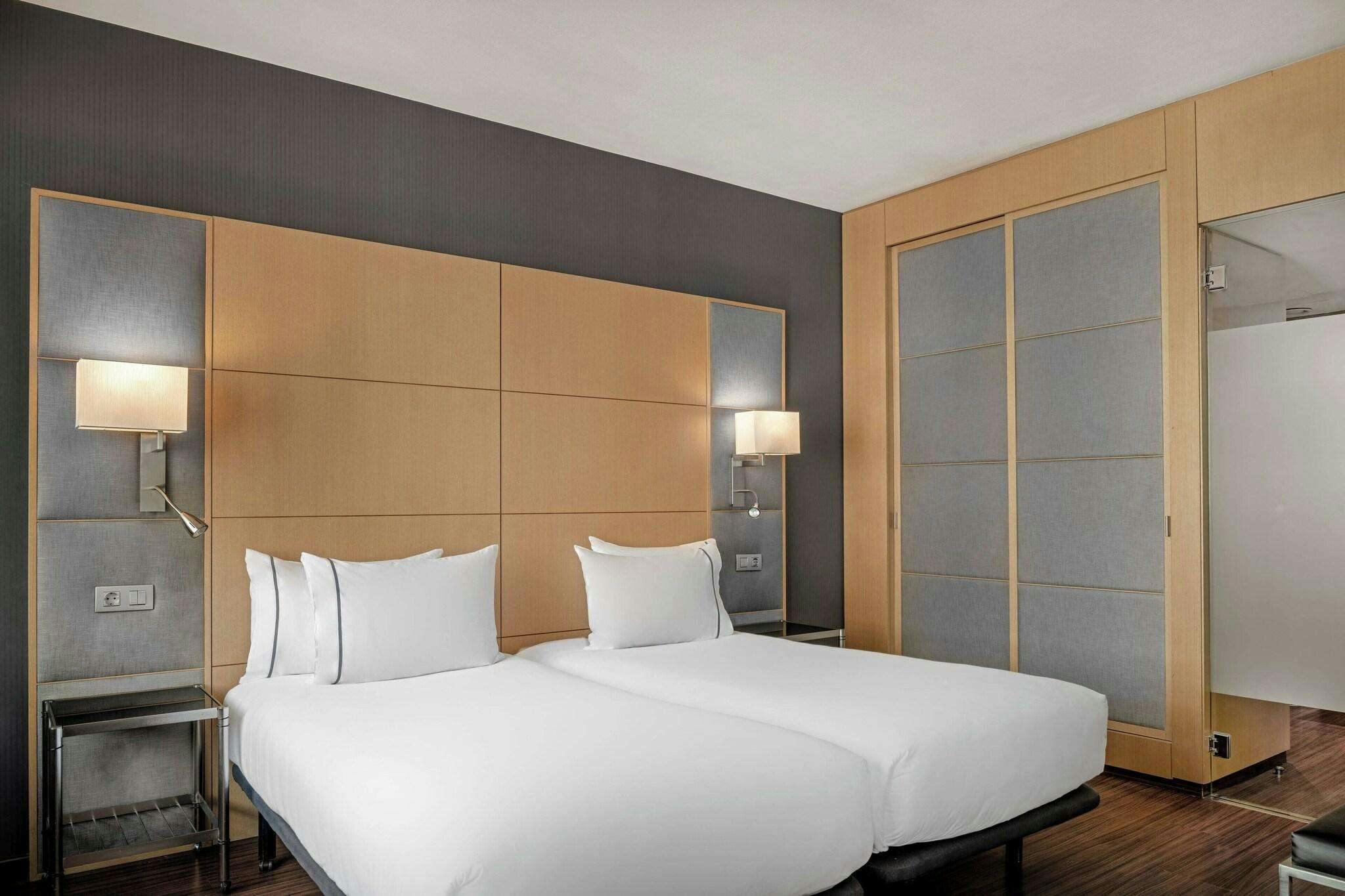 Hotel AC Hotel Victoria Suites by Marriott photo 2