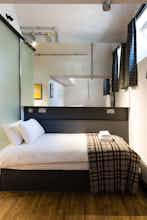 Hotel CoDE Pod Hostels - THE CoURT photo 3