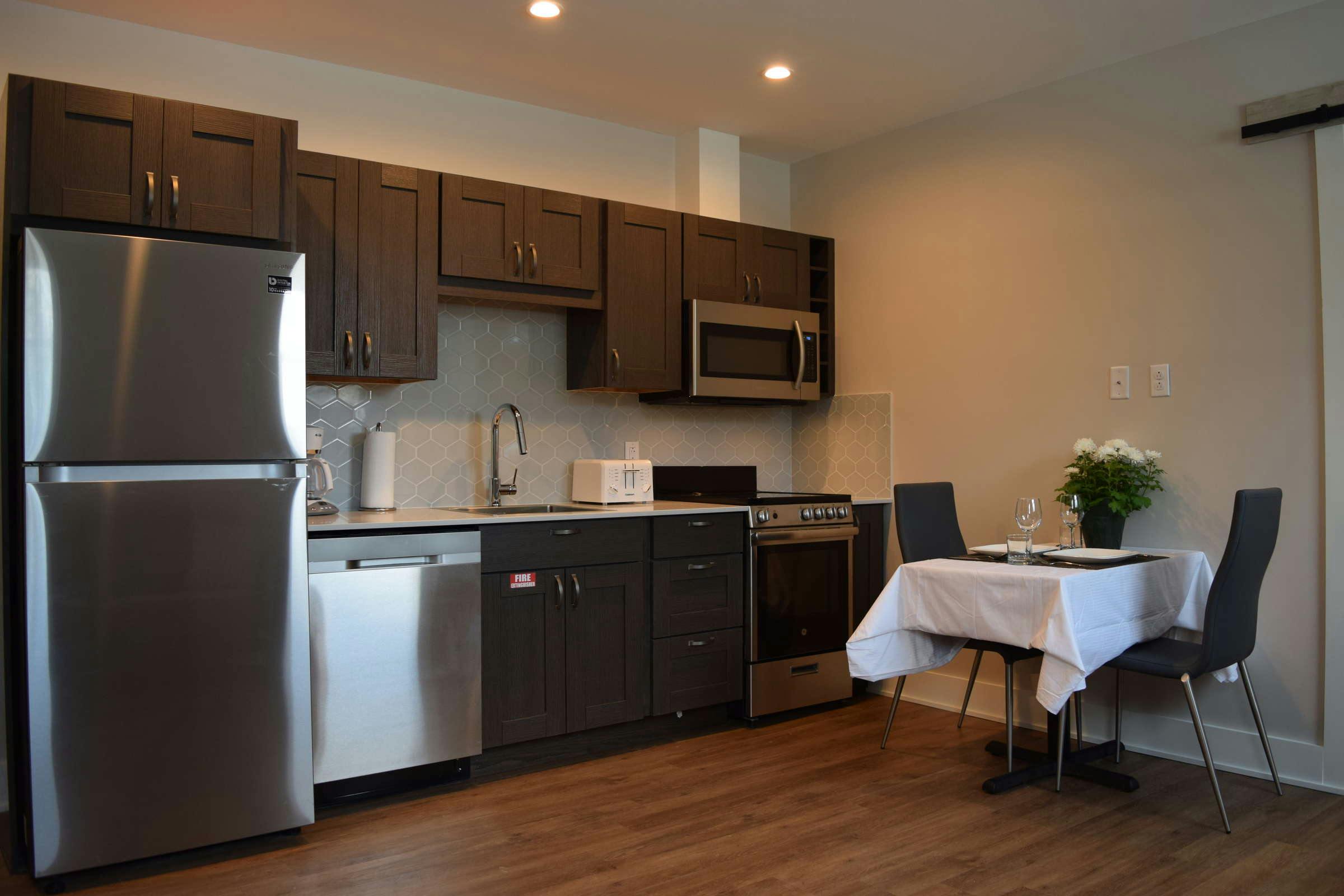 Hotel Lake Placid Inn Main Street Apartment Suites photo 1