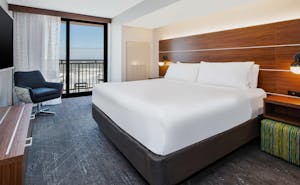 Holiday Inn Express & Suites VA Beach Oceanfront, an IHG Hotel