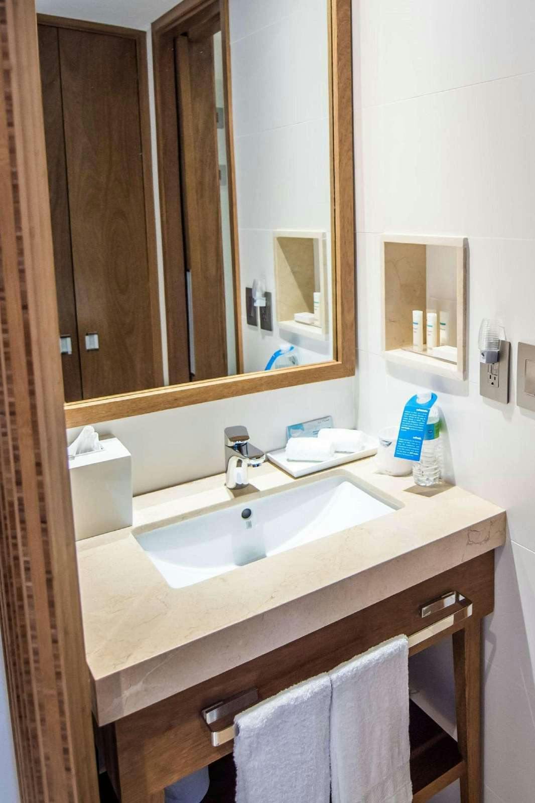 Hotel Hampton by Hilton Santo Domingo Airport photo 4