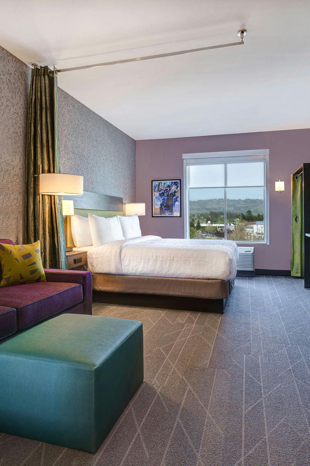 Hotel Home2 Suites by Hilton Petaluma photo 1