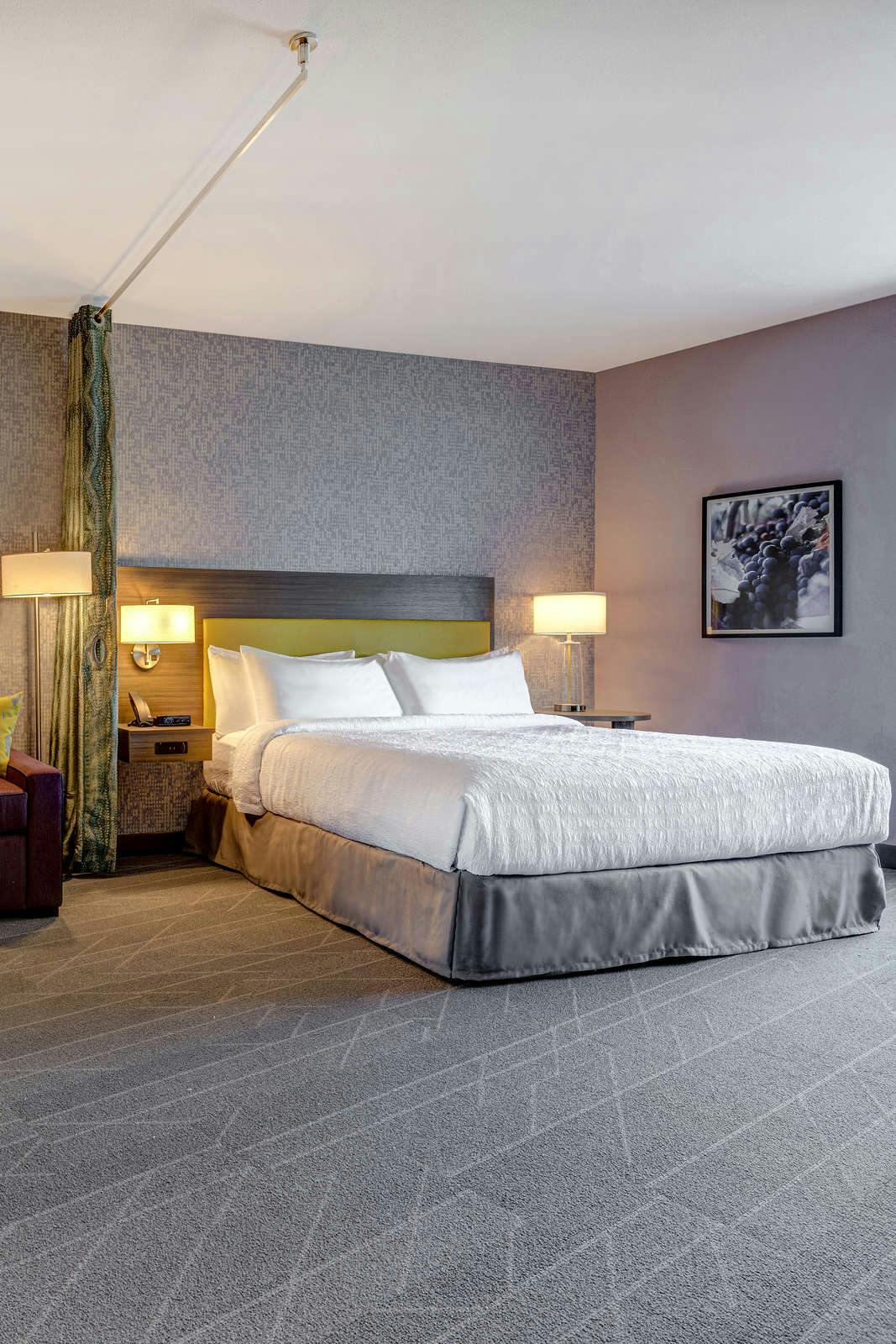 Hotel Home2 Suites by Hilton Petaluma photo 4