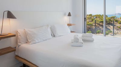 Blue Line Apartment Hotel