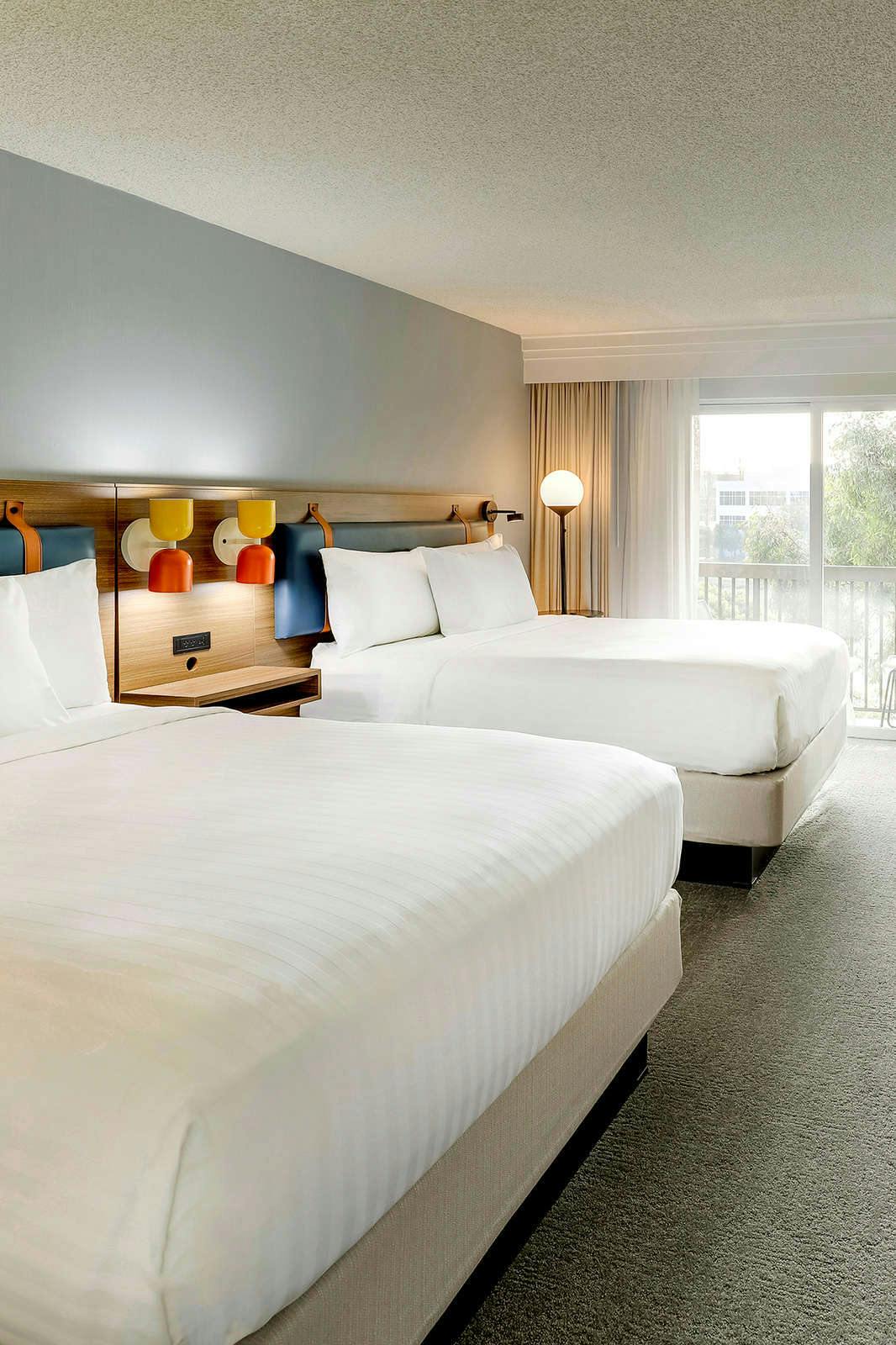 Hotel Sonesta Select San Francisco Airport Oyster Point Waterfront photo 5