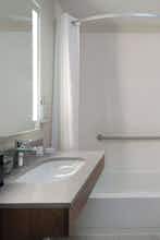 Hotel Candlewood Suites Columbia Ft. Jackson, an IHG Hotel photo 4