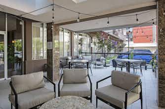 Hotel Doubletree By Hilton Kamloops photo 5