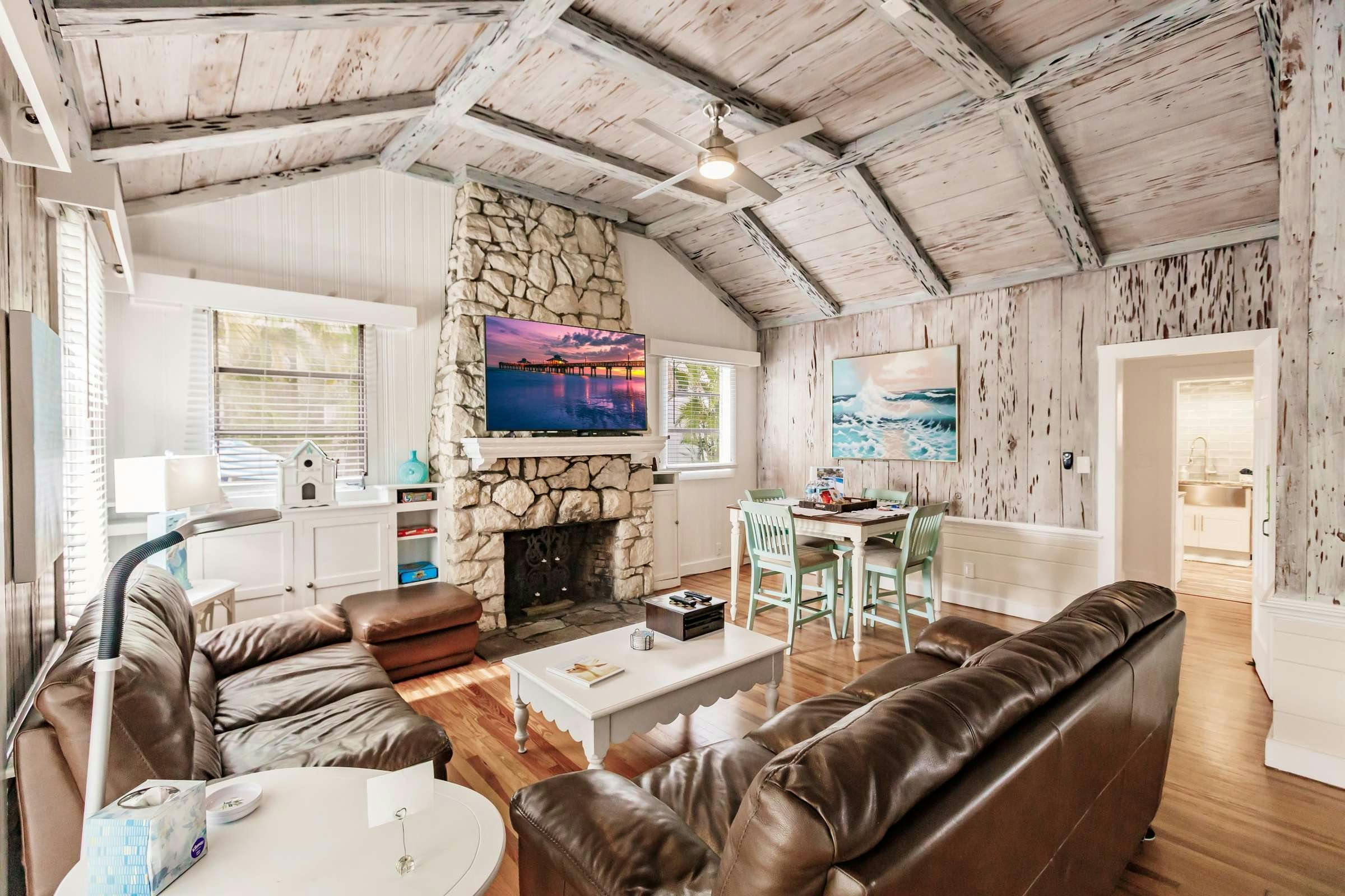 Hotel The Inn on Siesta Key photo 1