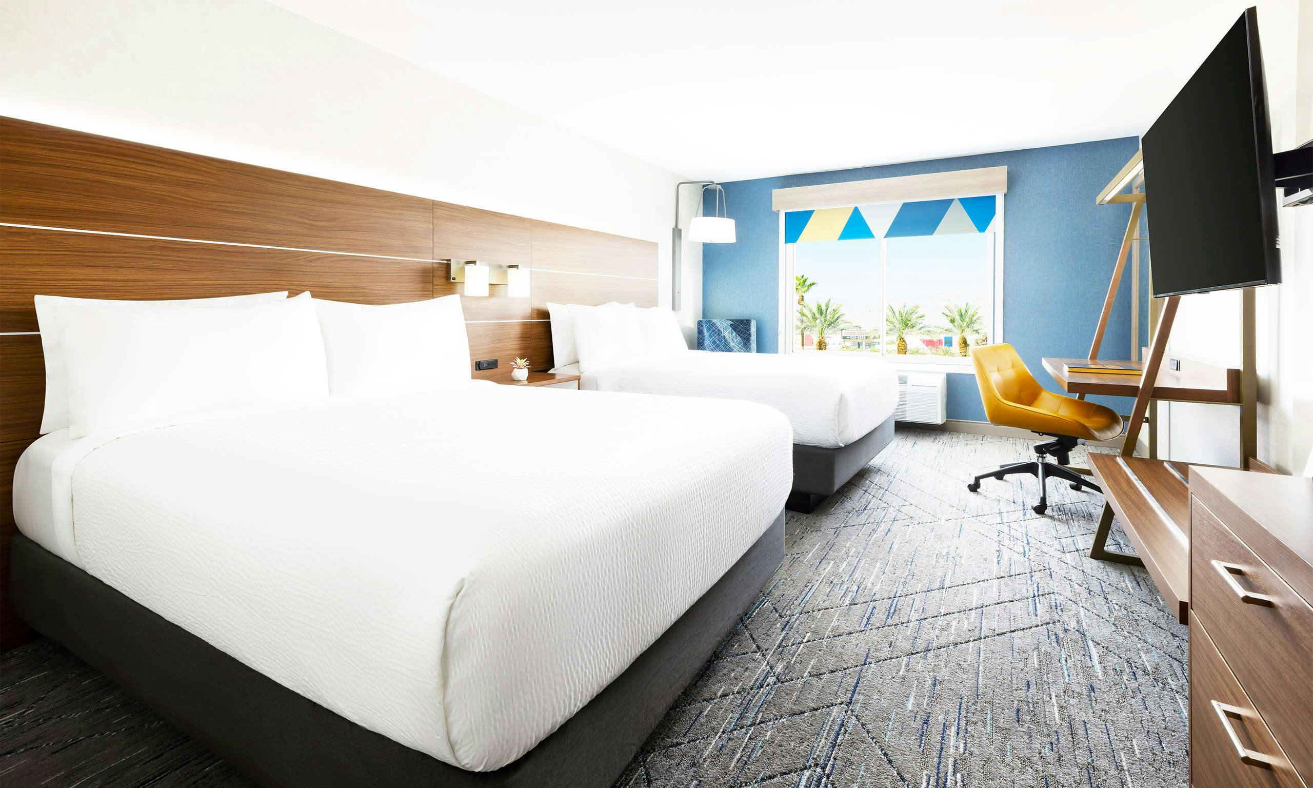 Hotel Holiday Inn Express Las Vegas-Stadium Area photo 4