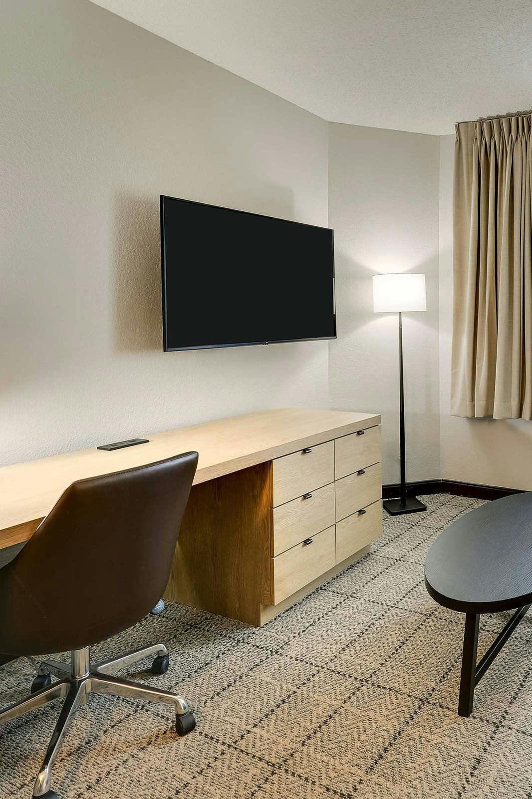 Hotel Sonesta Simply Suites Miami Airport Doral photo 5