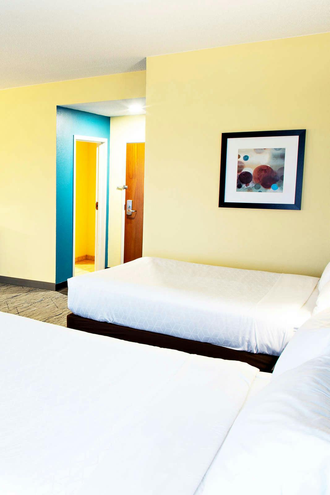 Hotel Holiday Inn Express Hotel & Suites Harrisburg West photo 3