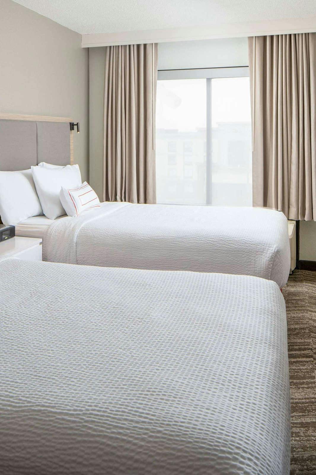 Hotel Sonesta Select Nashville Airport Suites photo 2