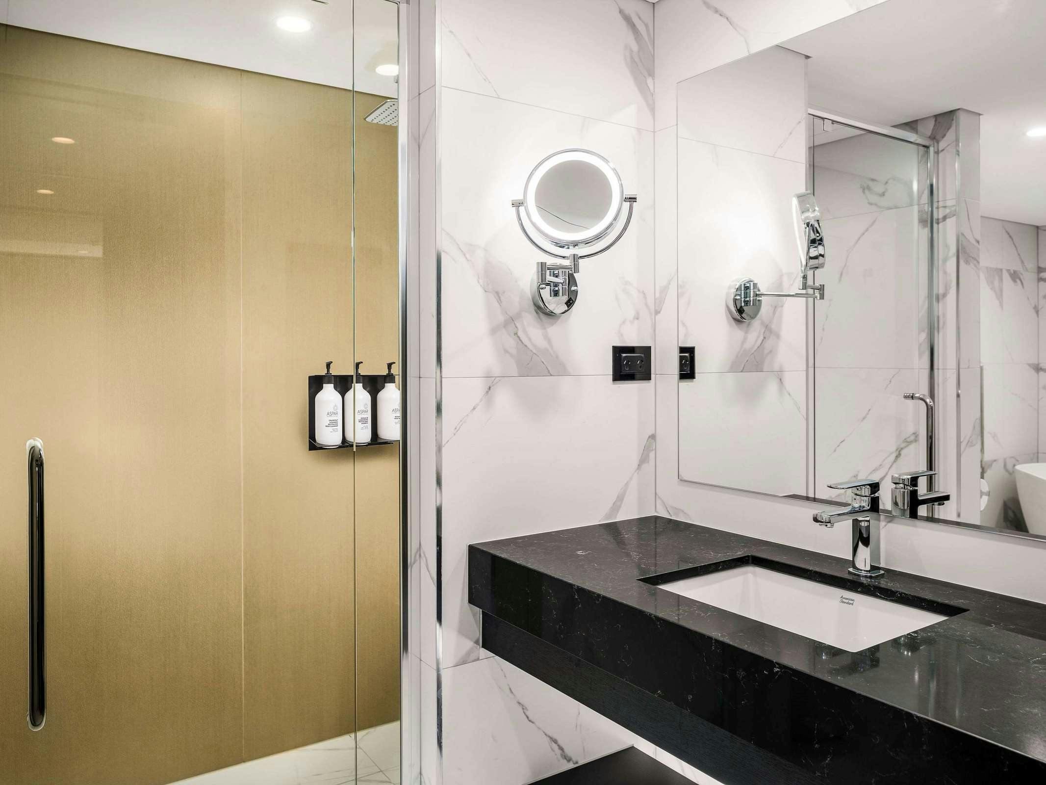 Hotel Pullman Melbourne City Centre photo 1