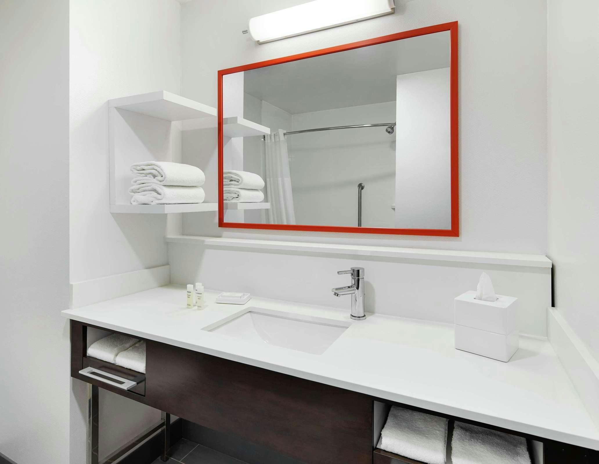 Hotel Hampton Inn & Suites Chicago/Waukegan Il photo 3