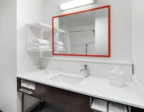Hotel Hampton Inn & Suites Chicago Waukegan photo 3