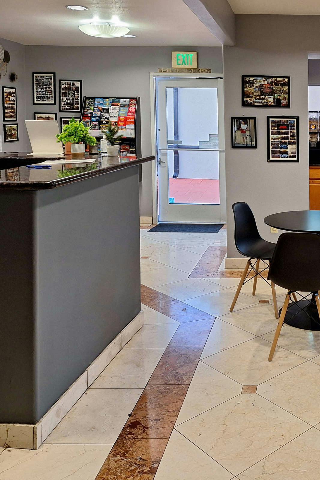 Hotel Portofino Inn Burbank photo 5