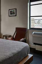 Hotel Moxy Minneapolis Uptown photo 2