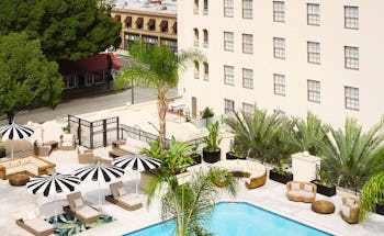 Pasadena Hotel and Pool