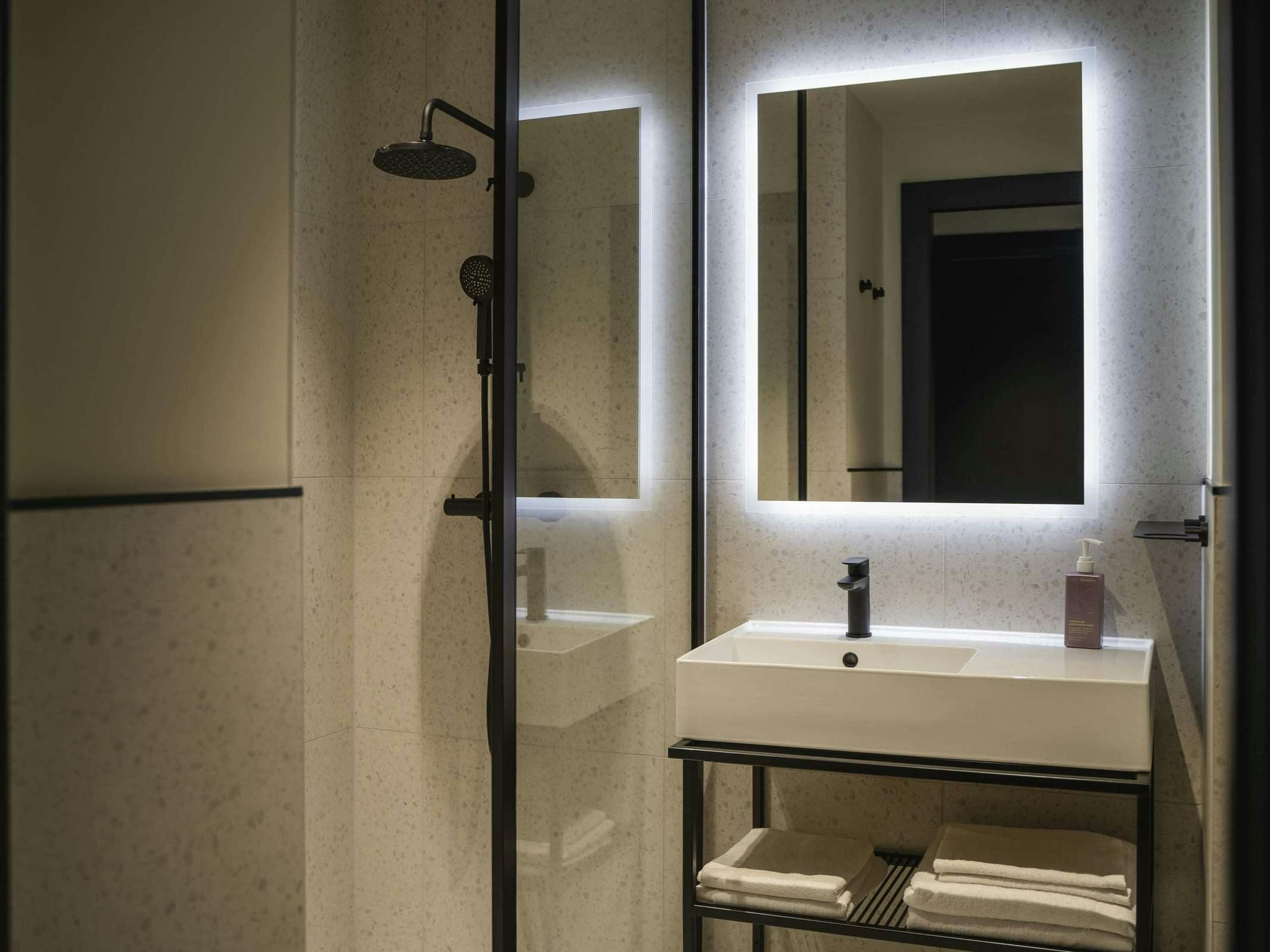 Hotel Tribe Milano Malpensa photo 2