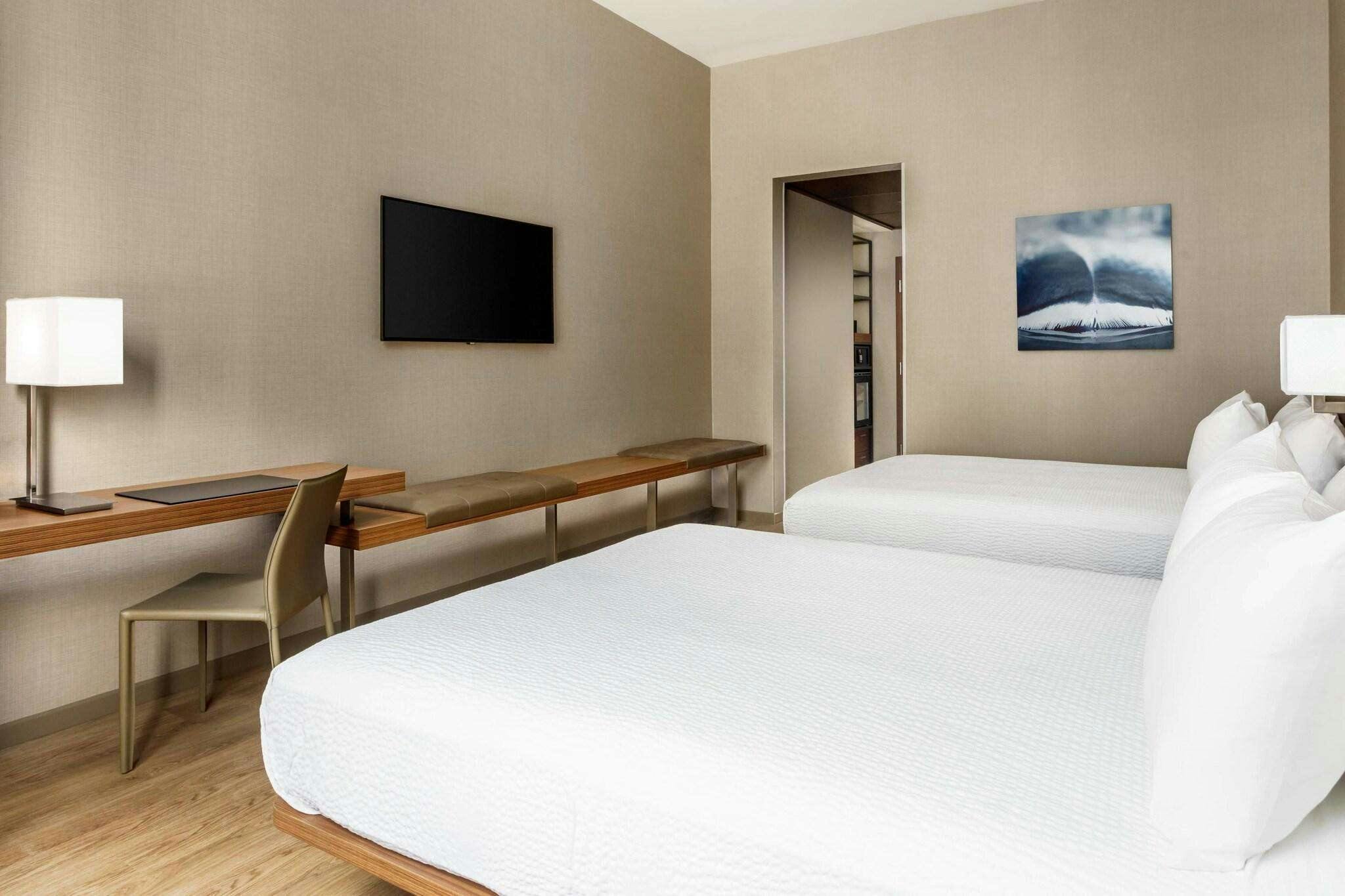 Hotel AC HOTEL SAN FRANCISCO AIRPORT/OYSTER POINT WATERFRONT photo 1