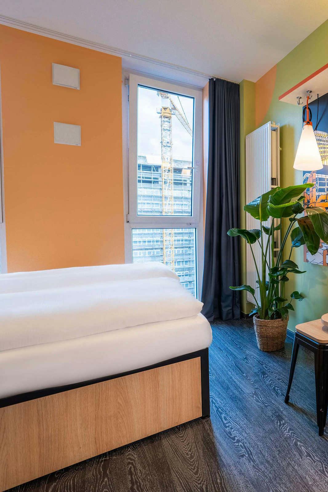 Hotel Generator Berlin Alexanderplatz photo 3