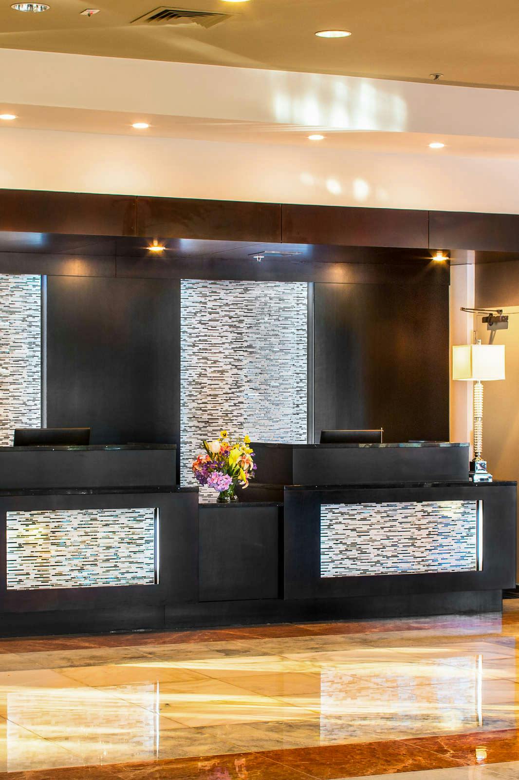 Hotel LaGuardia Plaza Hotel photo 5