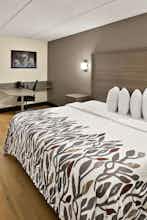 Hotel Red Roof Inn Chapel Hill - UNC photo 1