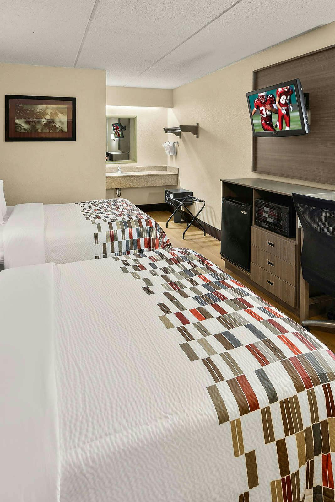 Hotel Red Roof Inn Chapel Hill - UNC photo 5