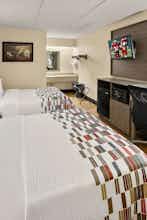 Hotel Red Roof Inn Chapel Hill - UNC photo 5