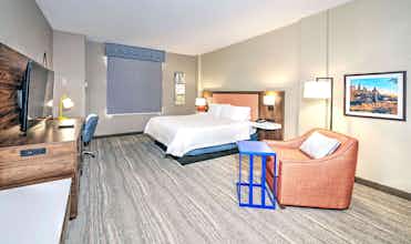 Hotel Hampton Inn by Hilton Ottawa photo 1