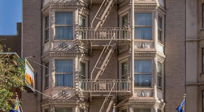 Cornell Hotel de France