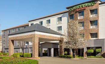 Courtyard by Marriott Roseville Galleria Mall/Creekside Ridge Drive