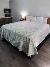 Hotel HomeTowne Studios Prattville photo 2