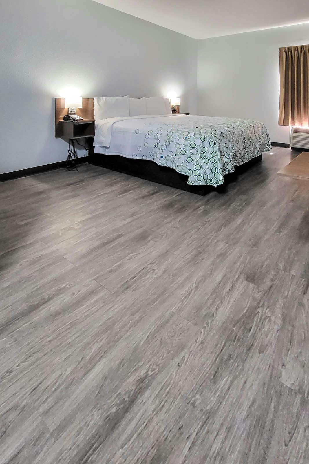 Hotel HomeTowne Studios Prattville photo 1