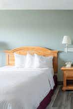 Hotel Lancaster Inn and Suites photo 1