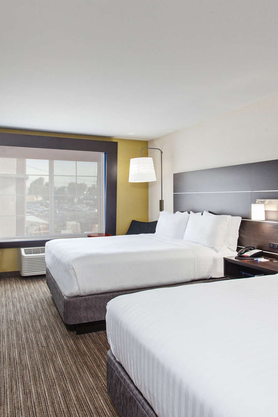 Hotel Holiday Inn Express Hotels & Suites Oakland Airport photo 4