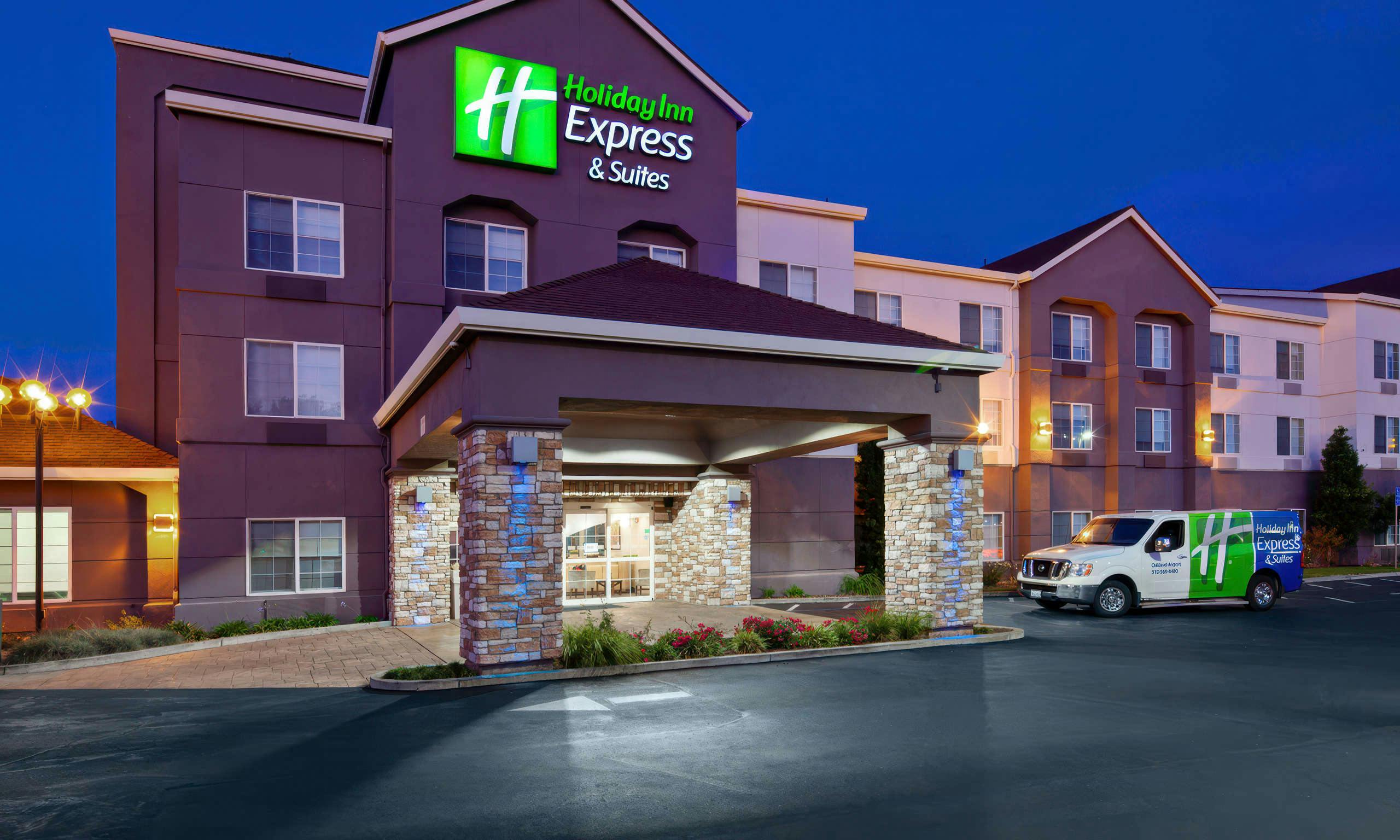 Holiday Inn Express Hotels & Suites Oakland Airport