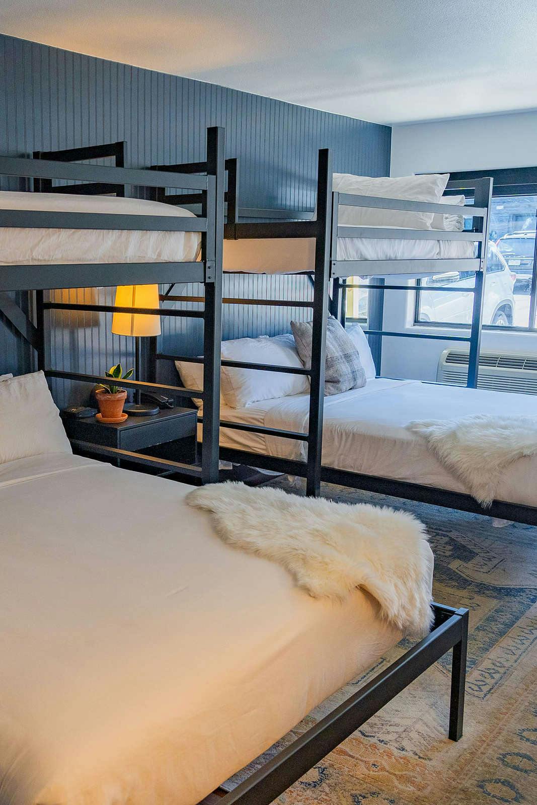 Hotel Gravity Haus Winter Park photo 3