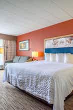 Hotel Exton Hotel & Conference Center photo 2