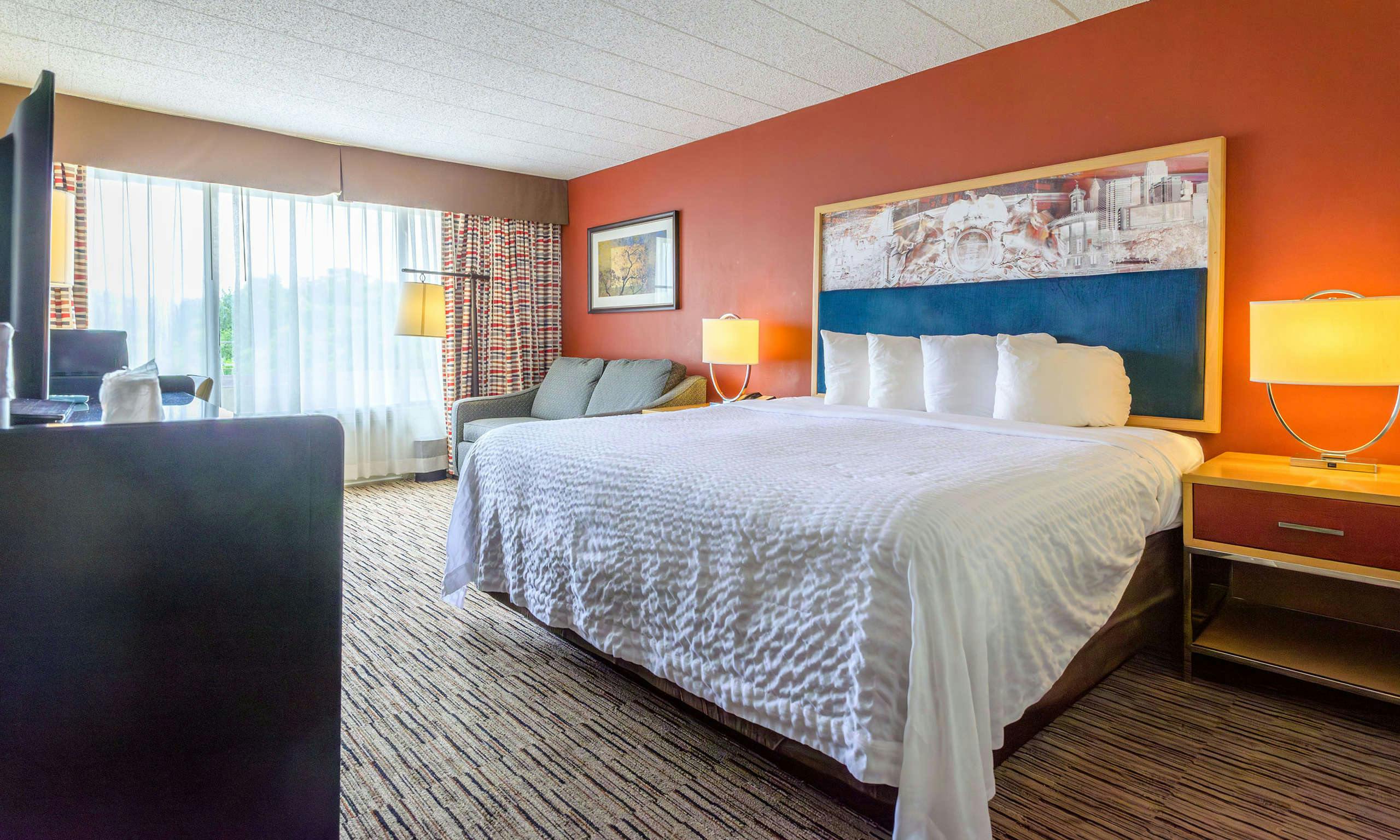 Exton Hotel & Conference Center