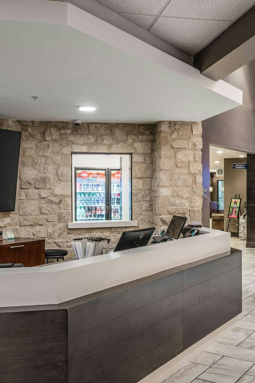 Hotel Shangri-La Resort photo 4