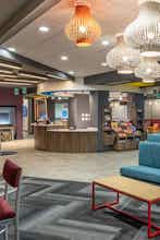 Hotel Tru by Hilton Dallas Market Center photo 4