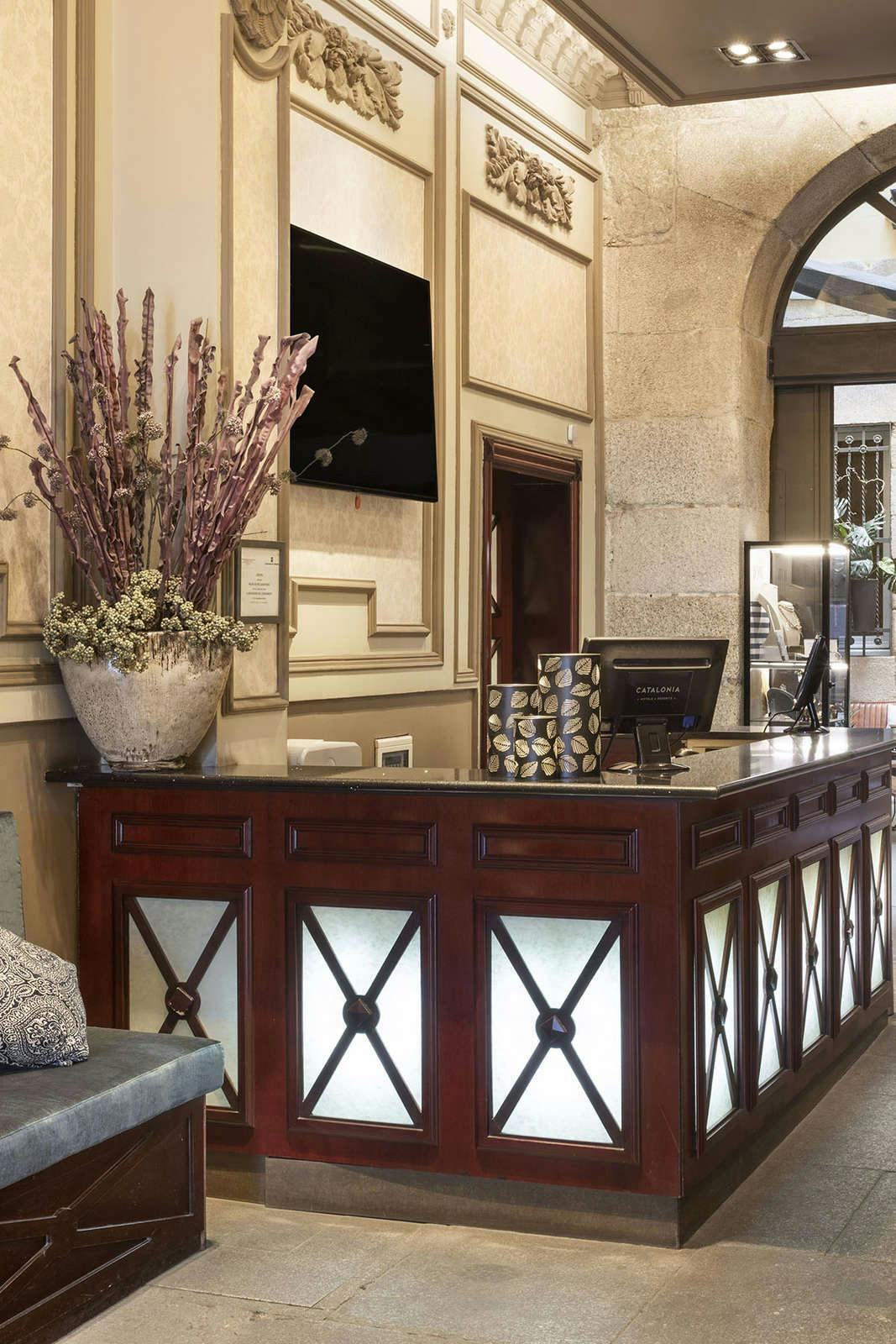 Hotel Catalonia Puerta del Sol photo 4