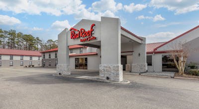 Red Roof Inn & Suites Newport News
