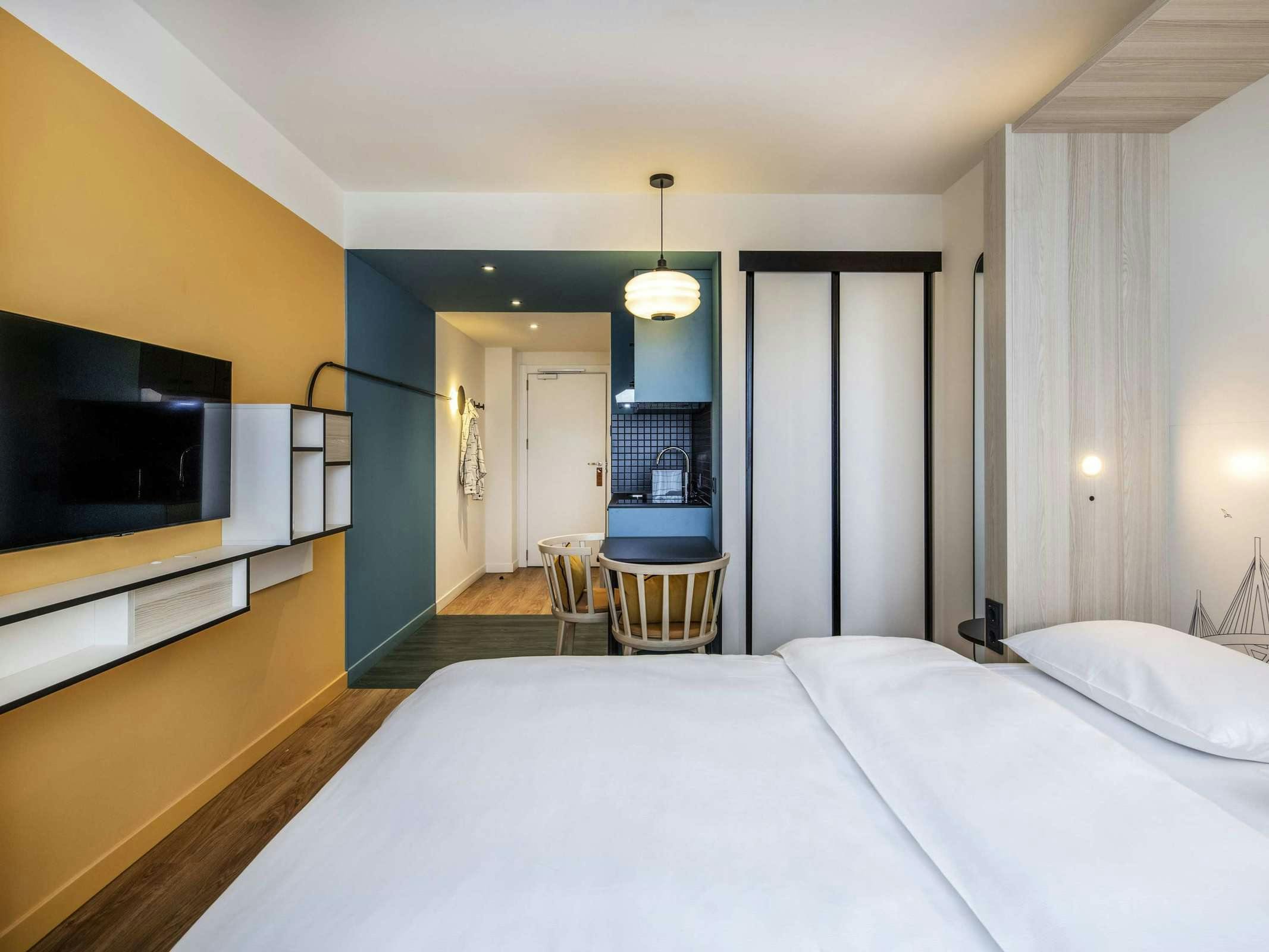 Hotel Aparthotel Adagio Access Rouen Centre Cathédrale photo 1